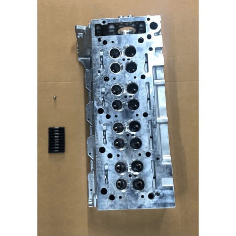 Silindir Kapağı C Seri W202, W203, E Seri W210 Motor: OM611 CDI OEM A6110103620