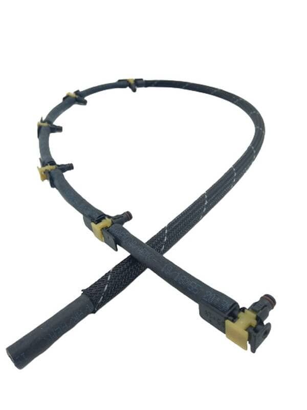 Mazot Geri Dönüş Hortumu 6 Silindir BMW 1 Seri, 2 Seri, 3 Seri, 5 Seri, F10, F20, F22, F30 N57N Motor OEM 13537823399