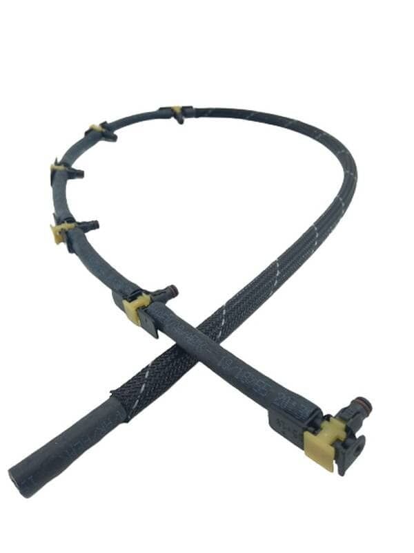 Mazot Geri Dönüş Hortumu 6 Silindir BMW 1 Seri, 2 Seri, 3 Seri, 5 Seri, F10, F20, F22, F30 N57N Motor OEM 13537823399