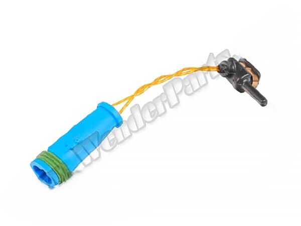 Balata Fişi / Balata İkaz Fişi Ön Arka W117, W156, W176, W205, W213, W246 OEM A1695401617