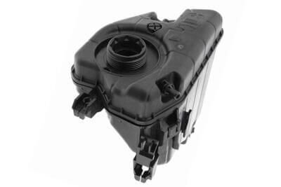 Radyatör Yedek Su Deposu BMW 5 Seri G30, G31, 6 Seri G32, 7 Seri G11, G12, 8 Seri G14, G15, G16, OEM 17138610656, 17138742975, 17139487210, 17139884859
