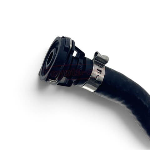 Radyatör Yedek Su Depo Hortumu / Hava Tahliye Hortumu C Seri W204, Manuel Şanzıman, Motor: M274 OEM A2045013325, 2045013325