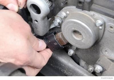 Eksantrik Mili Ayar Kablosu / Vanos Kablosu C Seri W203, W204, E Seri W211 Komprasör Motor: M271 OEM A2711502733, 2711502733