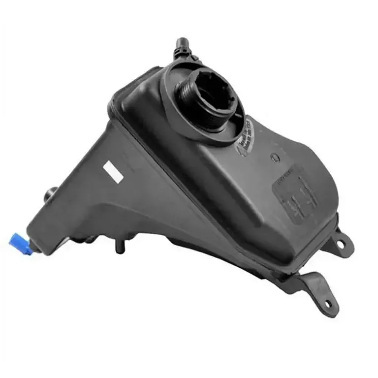 Radyatör Yedek Su Deposu X1 E84, 1 Seri E87, 3 Seri E90  N43, N45, N46, N52 OEM 17137640514, 17137607482, 17137567462